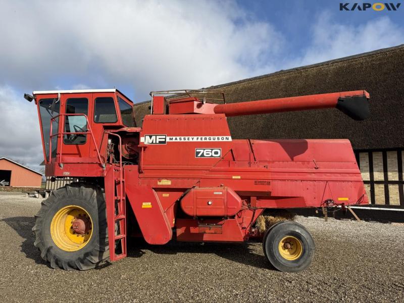 Massey Ferguson 760 combine harvester 8