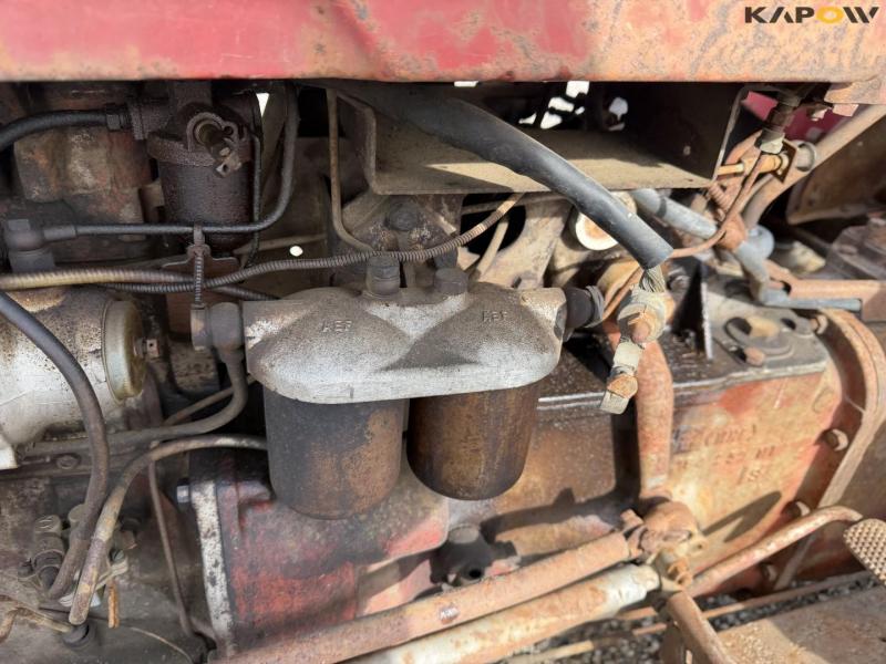 Massey Ferguson 835 tractor 12