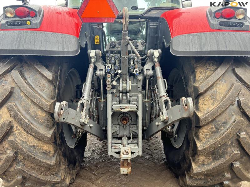 Massey Ferguson 8690 tractor 24