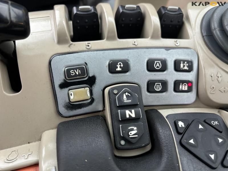 Massey Ferguson 8690 tractor 55