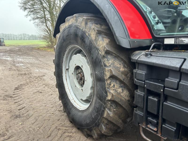 Massey Ferguson 8690 tractor 77