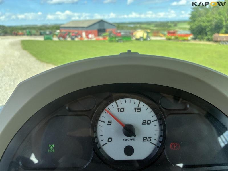 Massey Ferguson 8740S DynaVT tractor 58