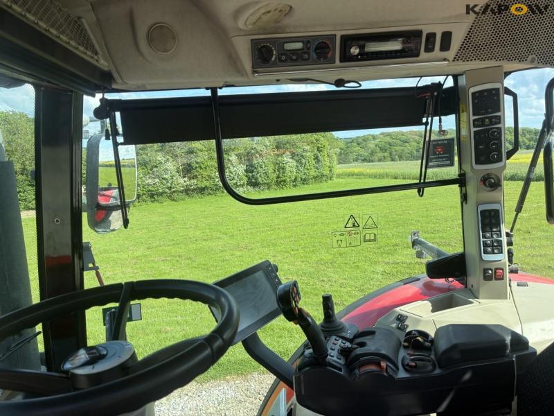 Massey Ferguson 8740S DynaVT tractor 46