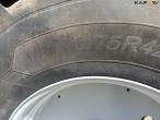 Massey Ferguson 8740S DynaVT tractor 37