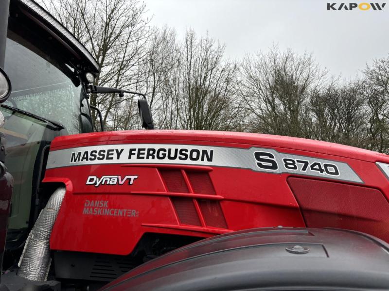 Massey Ferguson 8740S tractor 20