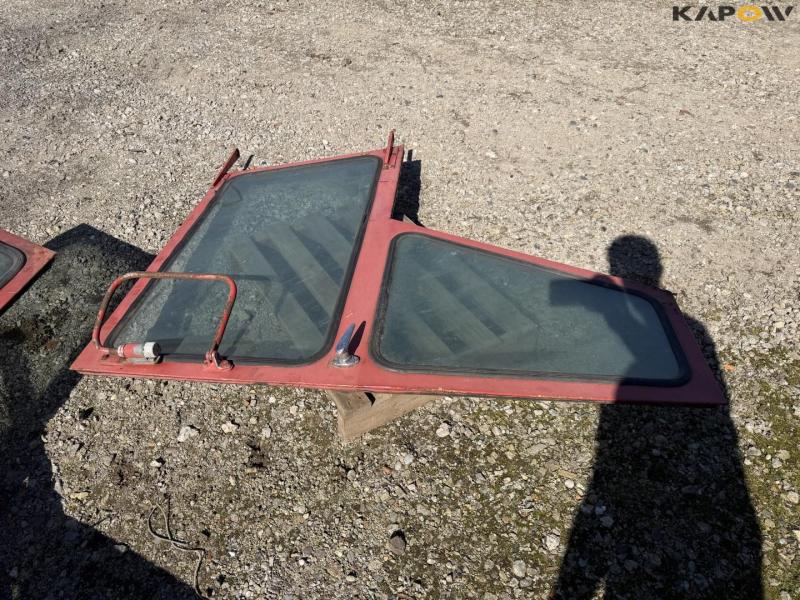 Massey Ferguson doors for the 500 series 11