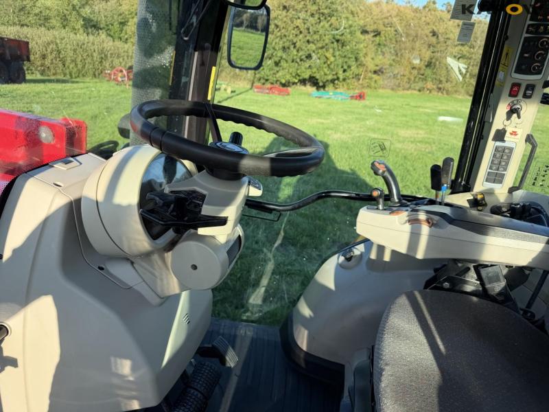 Massey Ferguson Mf 7718 tractor with front loader 52