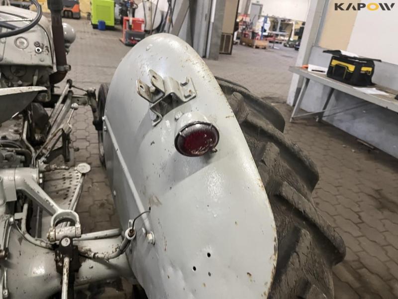 Massey Ferguson MF26 petrol tractor 24