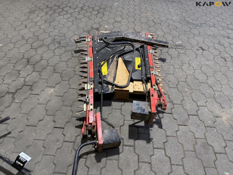 Massey Ferguson side knife 18