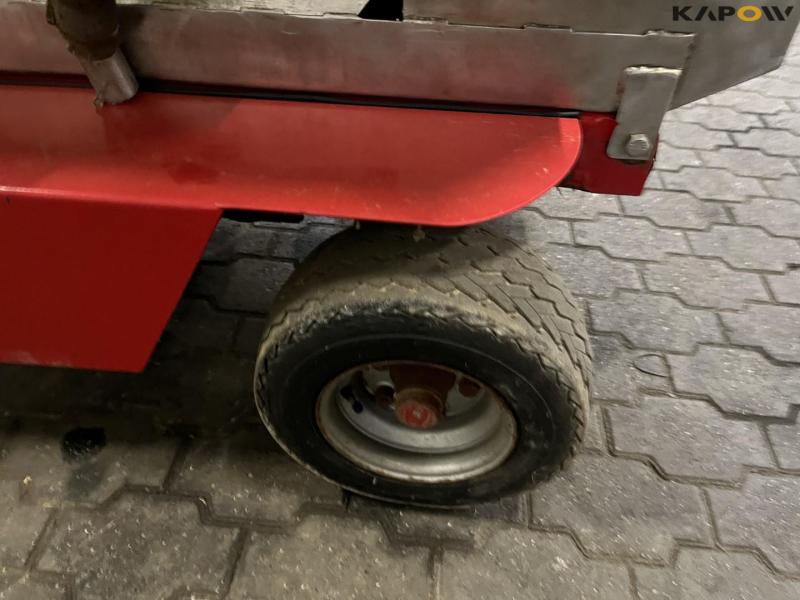 MC 600 feed wagon 15