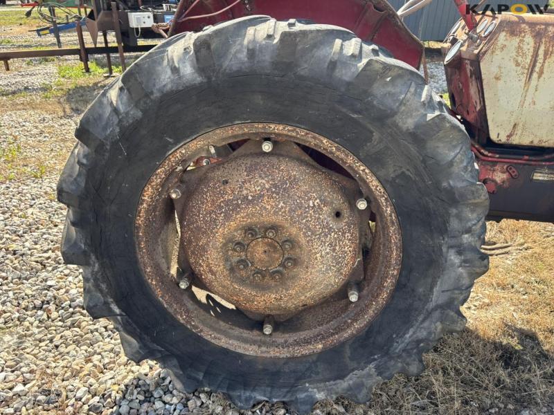 McCormick B275 tractor 22