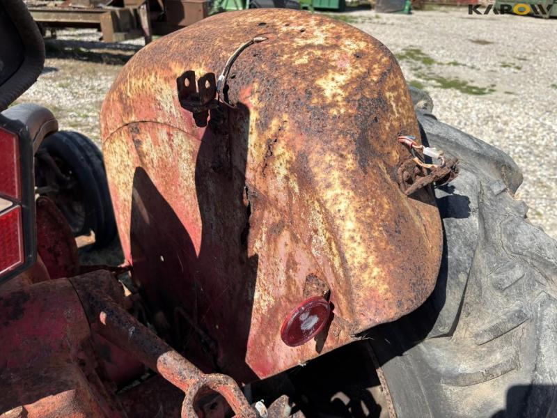 McCormick B275 tractor 32