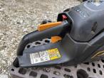 McCulloch CS 340 Chainsaw 9