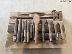 Chisels - different sizes 9