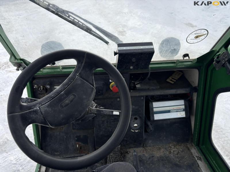 Melex electric car with platform 41