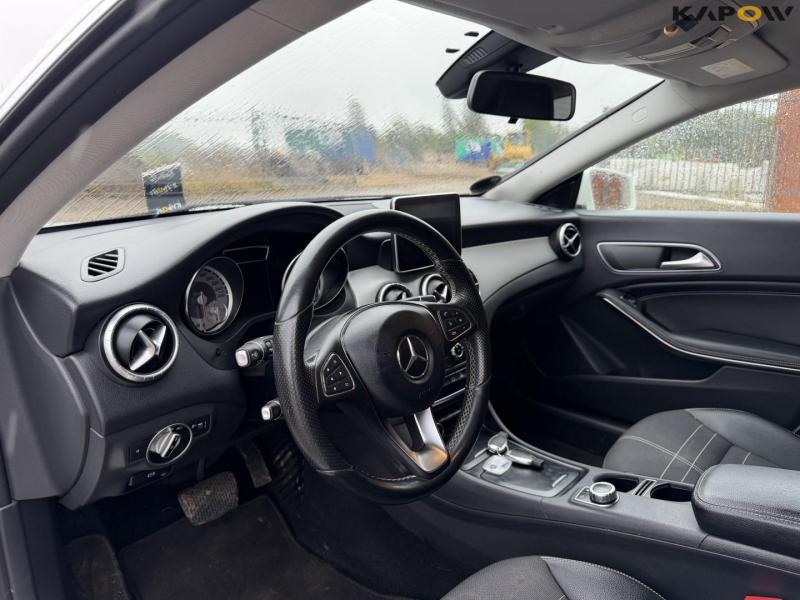 Mercedes-Benz Cla 200 CDi passenger car 10