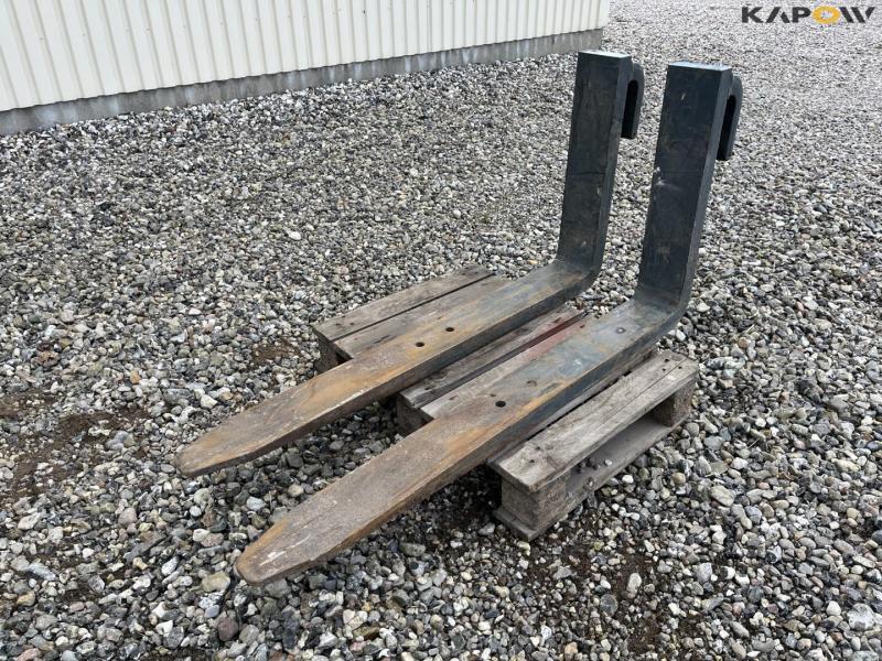 Merlo pallet forks 1