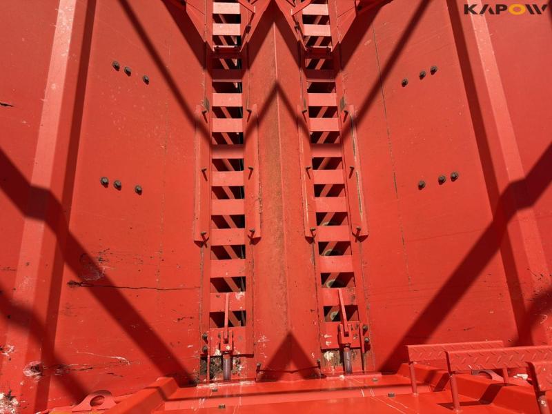 MI tip auger trolley 34