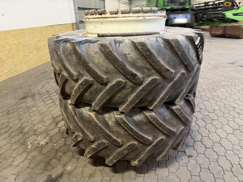 Michelin 650/75-R38 twin wheels 4