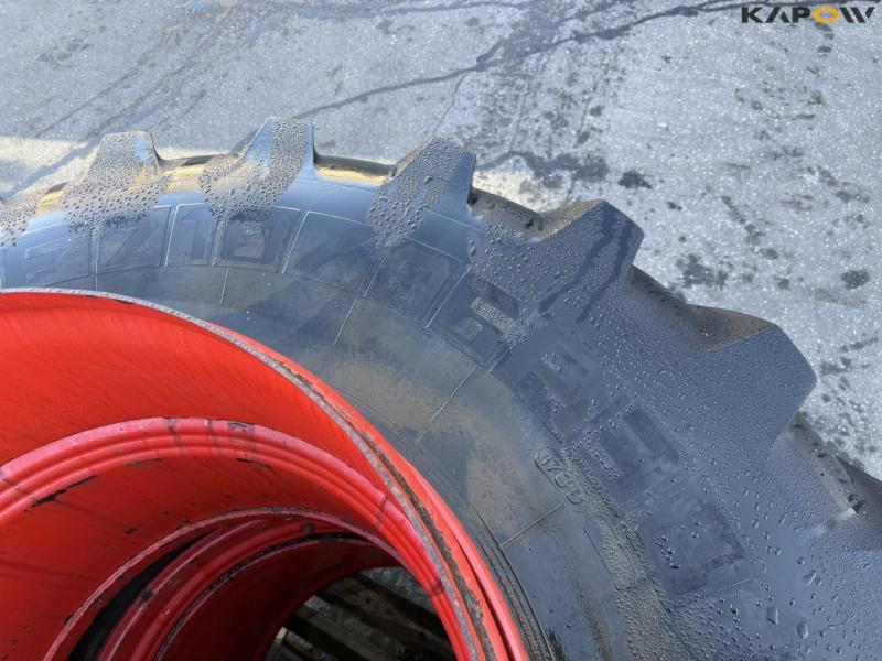 Michelin 710/85-R38 twin wheels 9