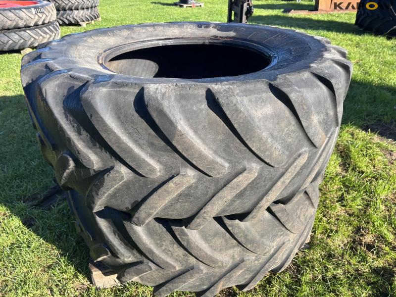 Michelin XM108 540/65-30 tires 2