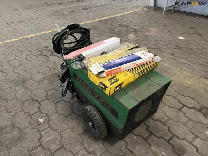 Migatronic LDA 200 electrode welder 7
