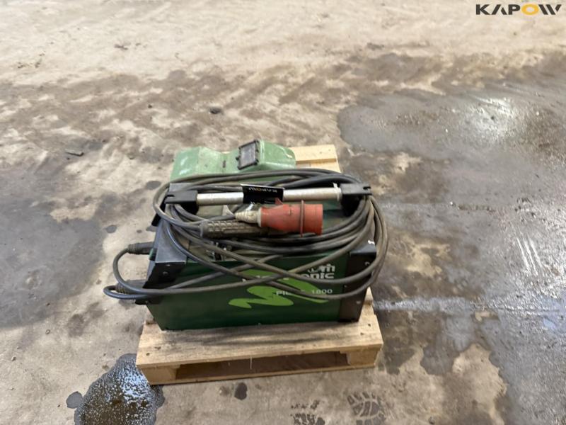 Migatronic pilot 1800 welder 4