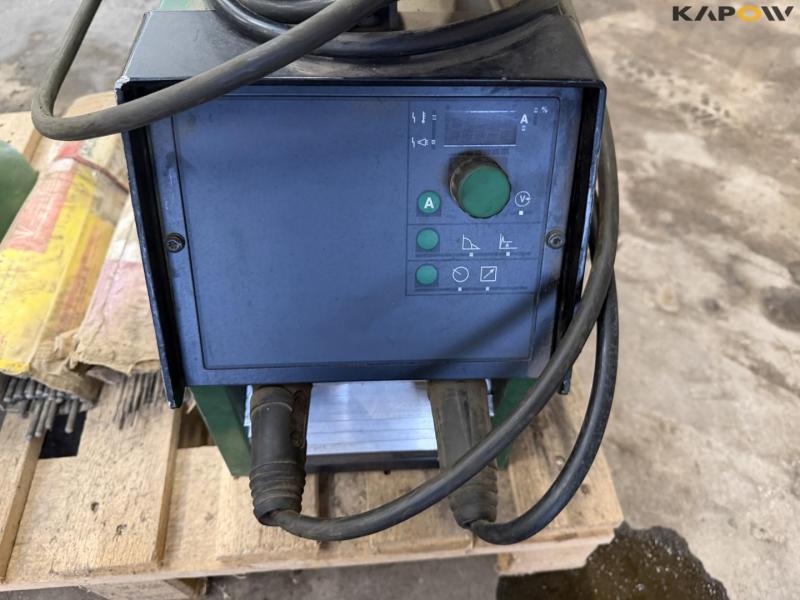 Migatronic pilot 1800 welder 11