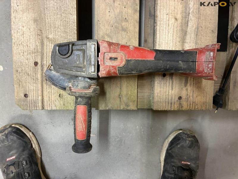 Milkaukee power tools 32