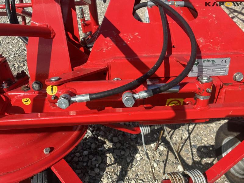 Minos Agri tedder 696 P tedder 17