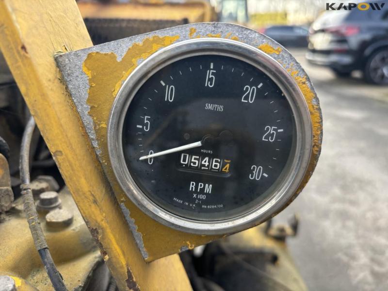 Mobile compressor 16