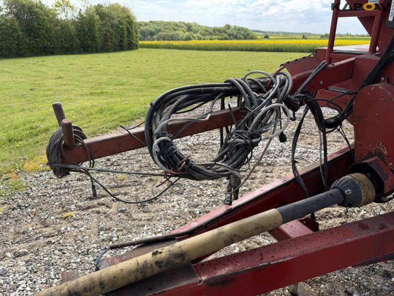 Montenegro 16 ton auger trailer 11