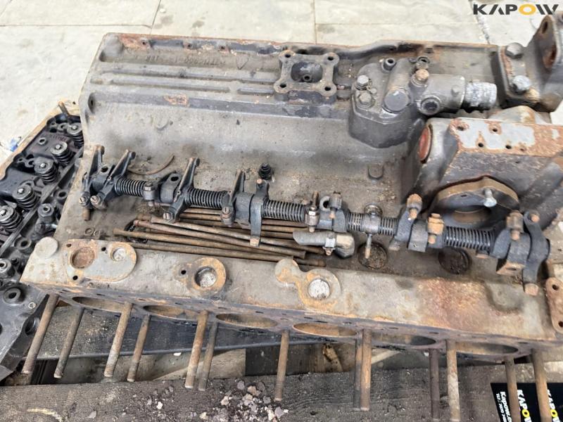 Engine block and cylinder head Perkins 6.354 25
