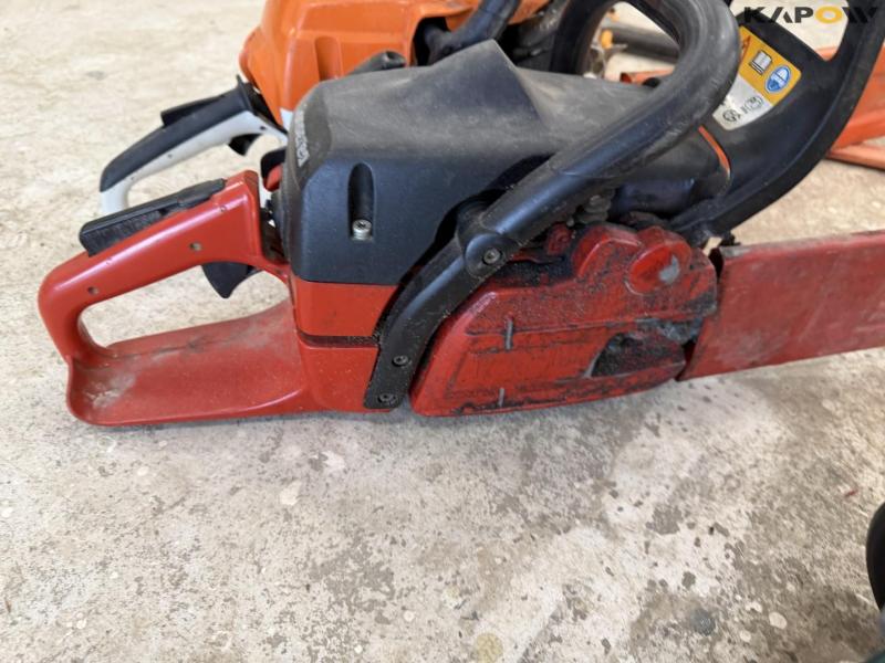 Chainsaws and axes 18