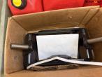 Chainsaw accessories and cans 20