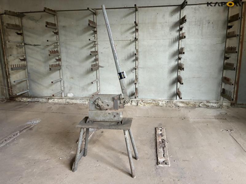 Mubea plate/flat iron shears 1