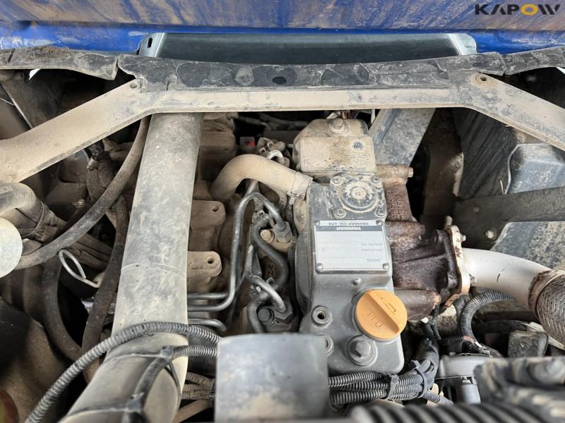 Multione 7.3S skid steer loader with bucket and pallet forks 26