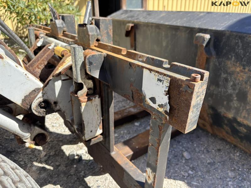 MultiOne M28D mini loader 17