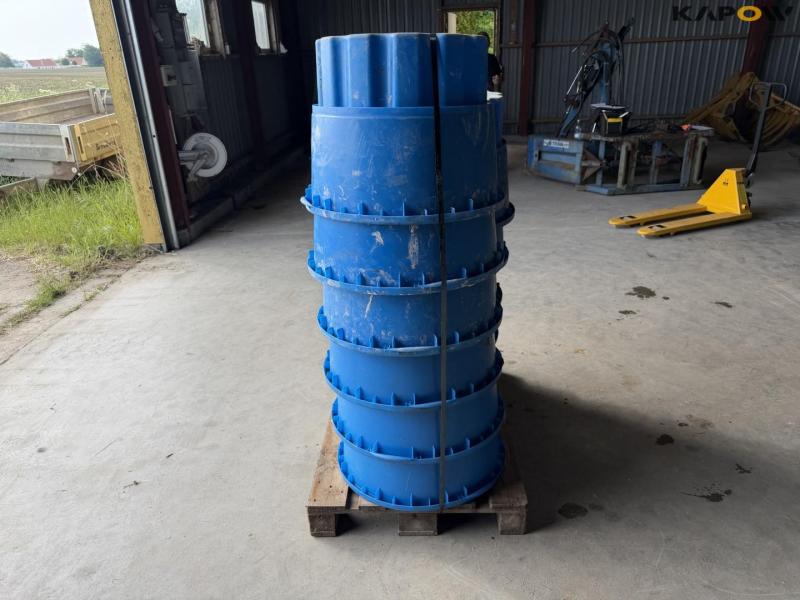 Masonry buckets 4