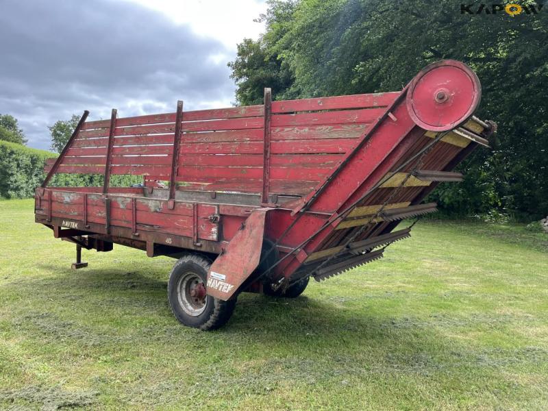 Navtek unloading truck 7