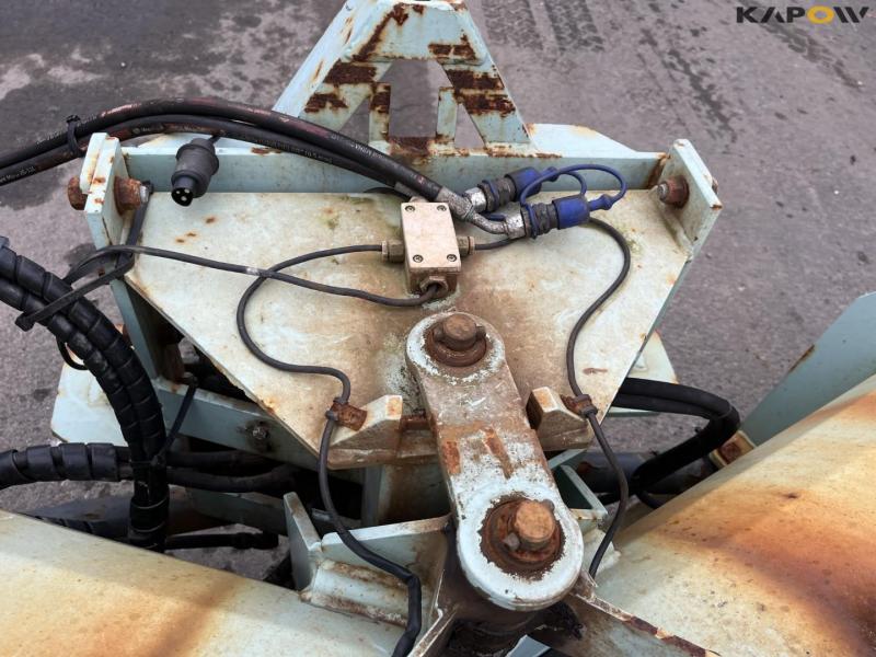 Nesbo PS-2800 pointed snow plow 11