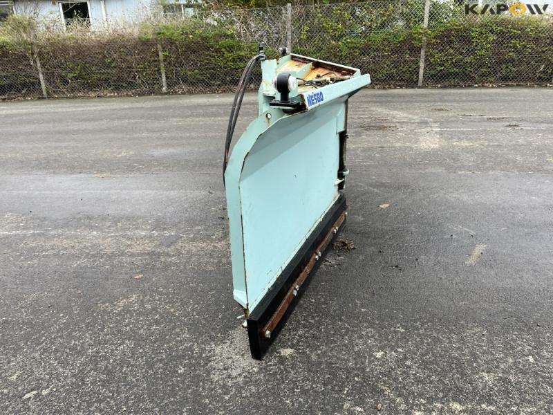 Nesbo PS-2800 pointed snow plow 4