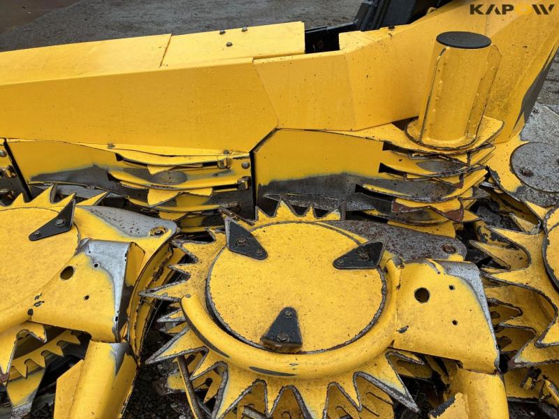 New Holland 12 row corn header 13