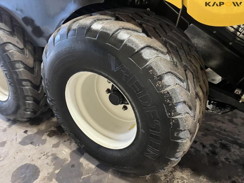 New Holland 1290 plus big baler 19