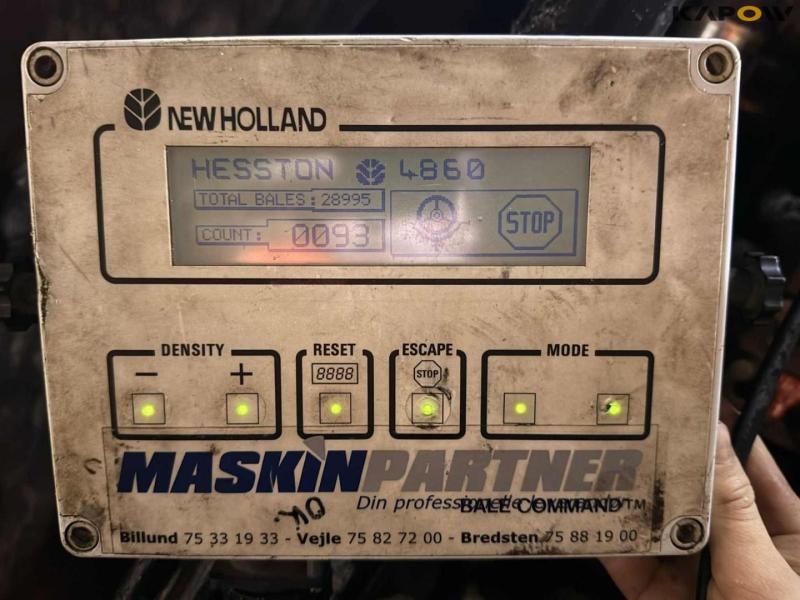New Holland 4860S mini big baler 57