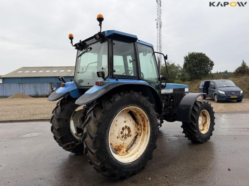New Holland 7840 tractor 5