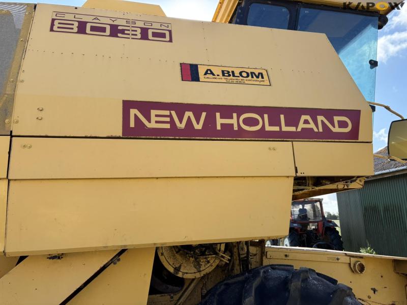 New Holland 8030 combine harvester with chopper 27