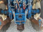 New Holland 8240 tractor 37