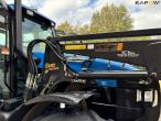 New Holland 8560 tractor with Hauer P-O-M S150 front loader 19