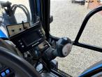 New Holland 8560 tractor with Hauer P-O-M S150 front loader 52